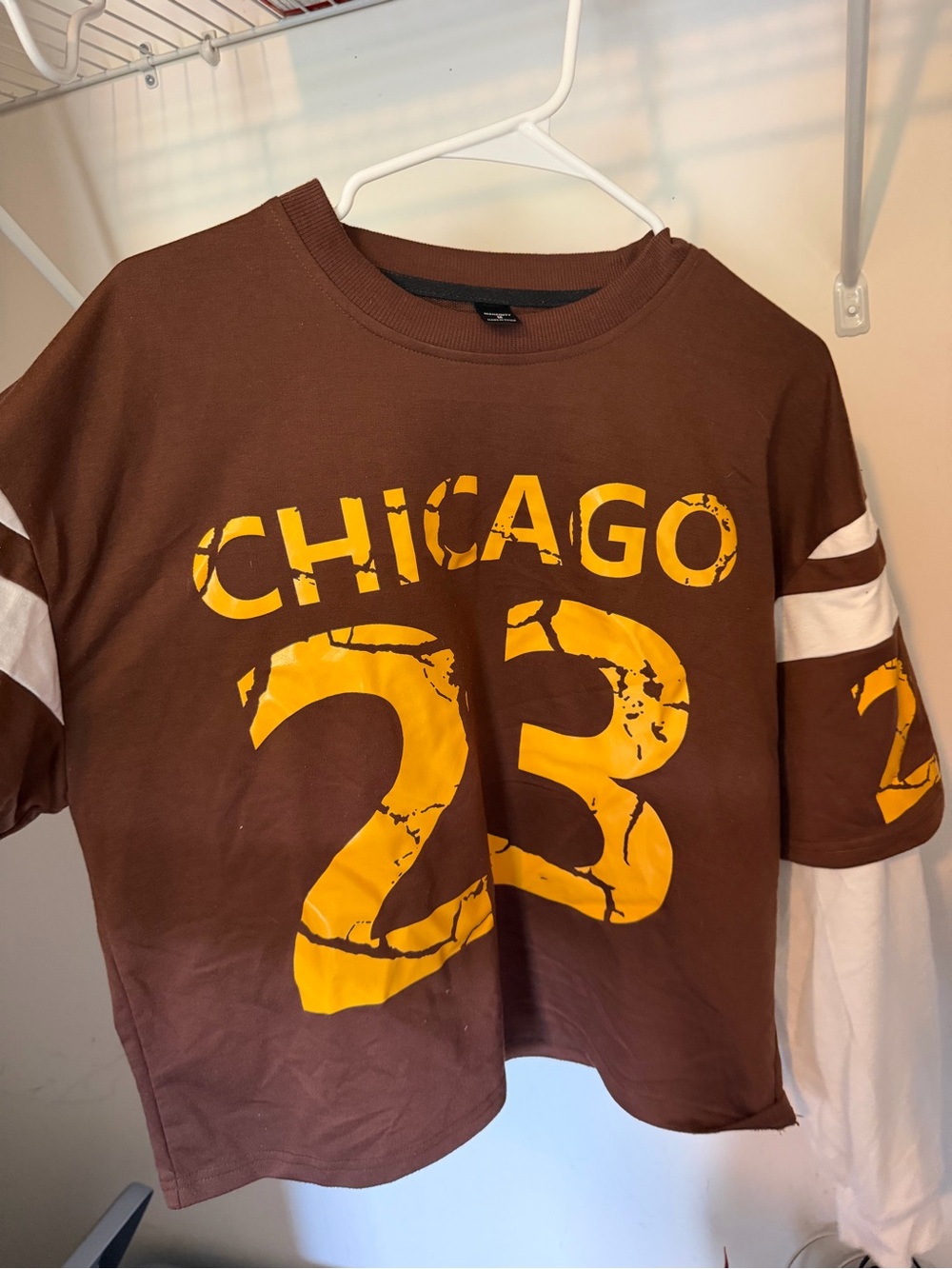 SHEIN Brown and Yellow 'Chicago 23' Cropped Sweatshirt